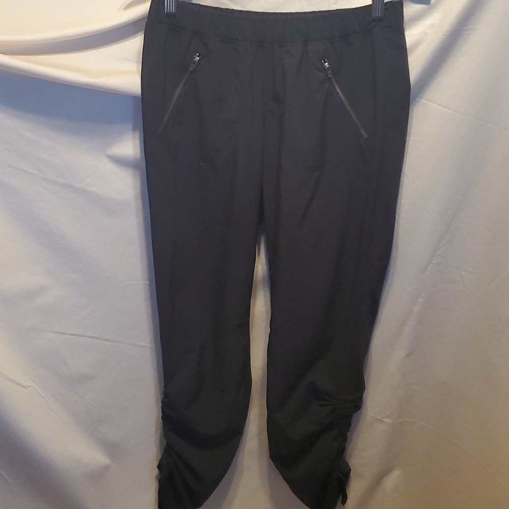 Athleta Black Ruched Calf Zippered Joggers SZ 4